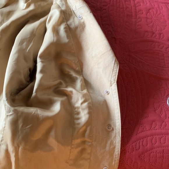 Great Northwest , NEW leather,  suade ,Med , tan, jacket, with belt, excellent - Picture 3 of 6